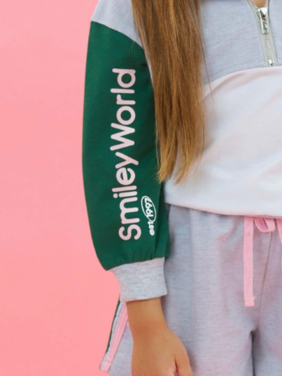 SmileyWorld Team Spirit Zip-Up Pullover and Athletic Short Set