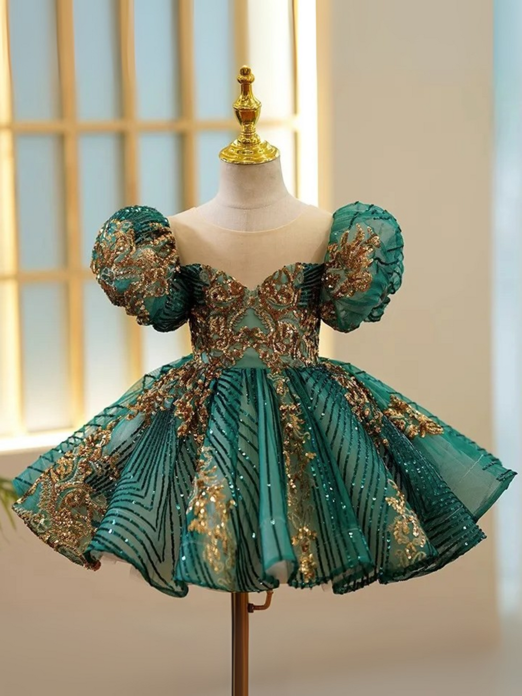 Enchanting Sequin Puff Sleeve Special Occasion Dress